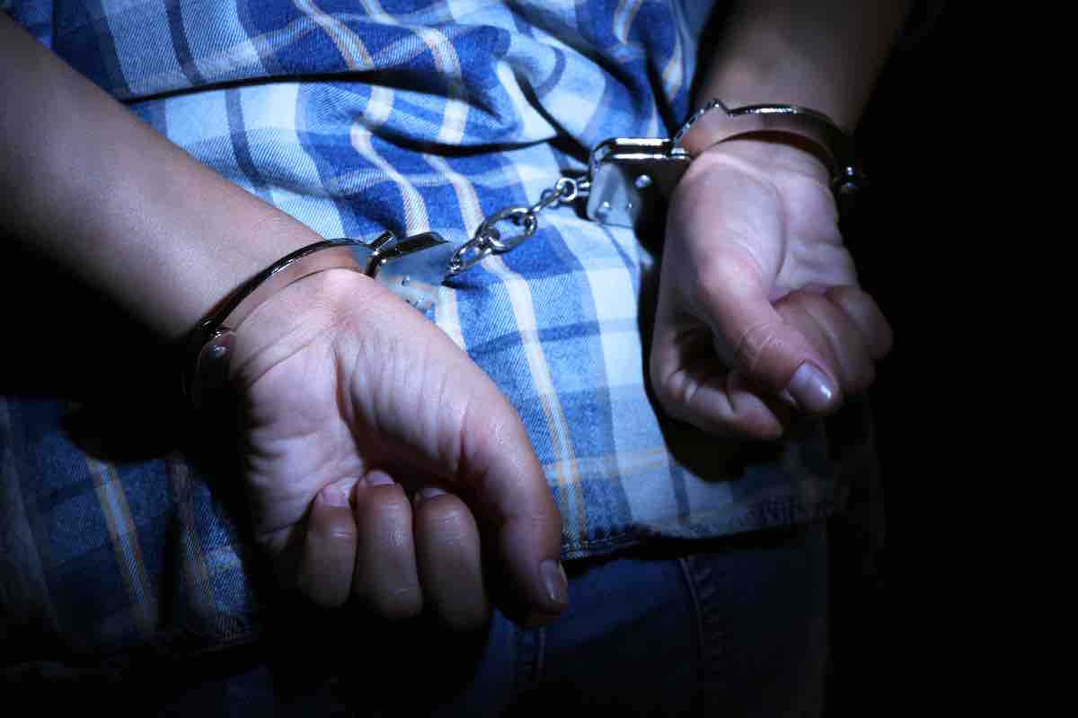 Arresti